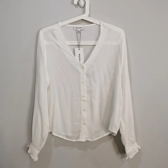 Frank and Oak Dobby Ruffle Blouses in white - Picture 4 of 10